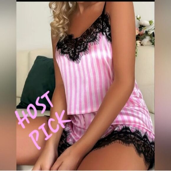 Huikenew Other - Pink & White Stripe Baby Doll Pajama Set